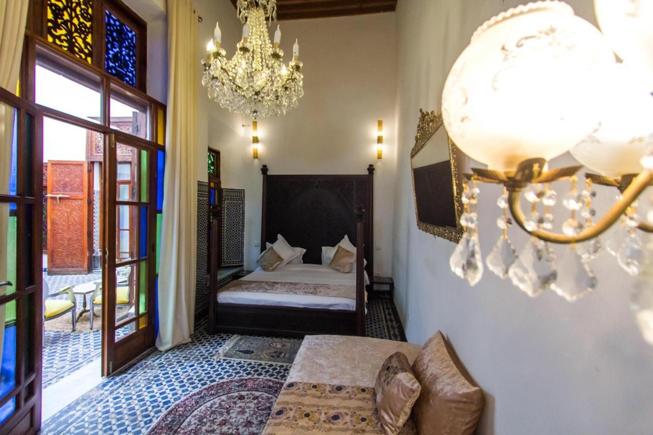 Riad 53 - Luxury Oasis Fès
